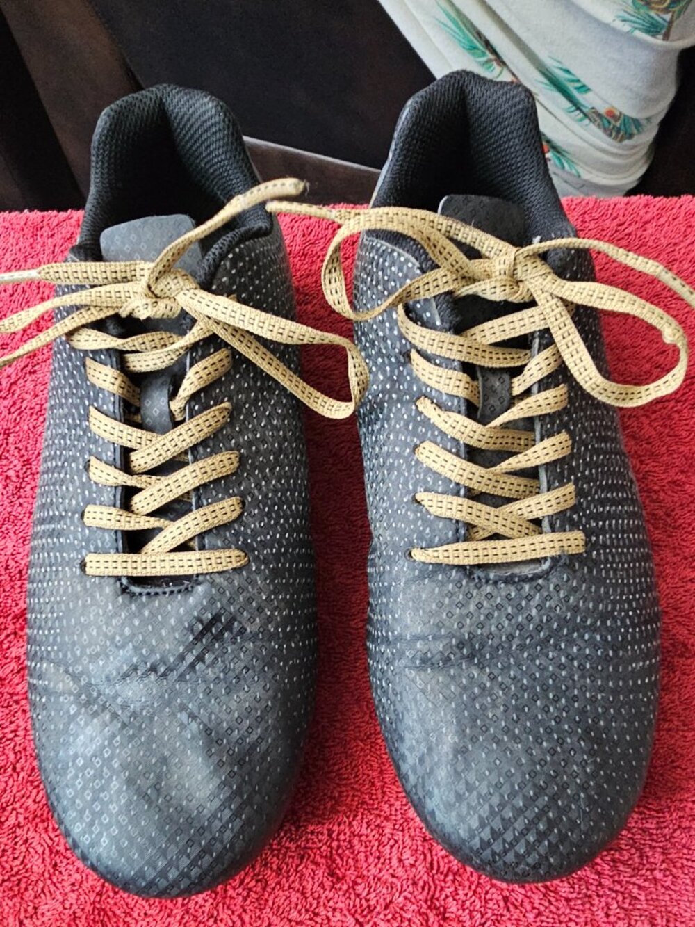 DSG Soccer Cleats Shoes Size 5.5 Speed Viper Black/Gold